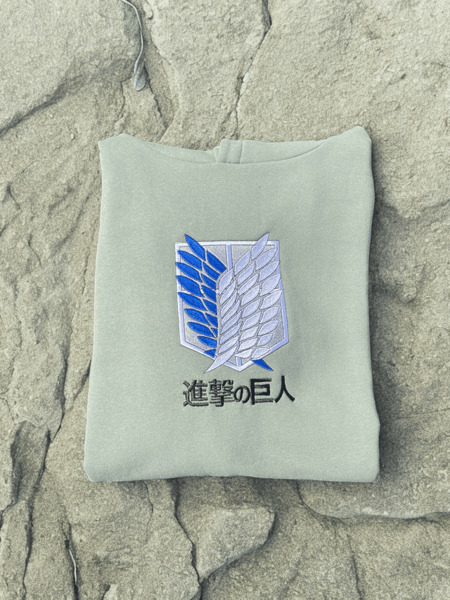 Sweat a Capuche Attaque des Titans
