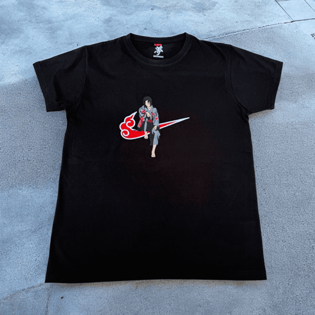 T-Shirt Itachi noir 